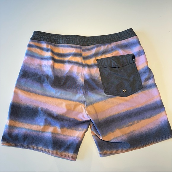 Quicksilver Boardshort Swimwear / L - Picture 4 of 8